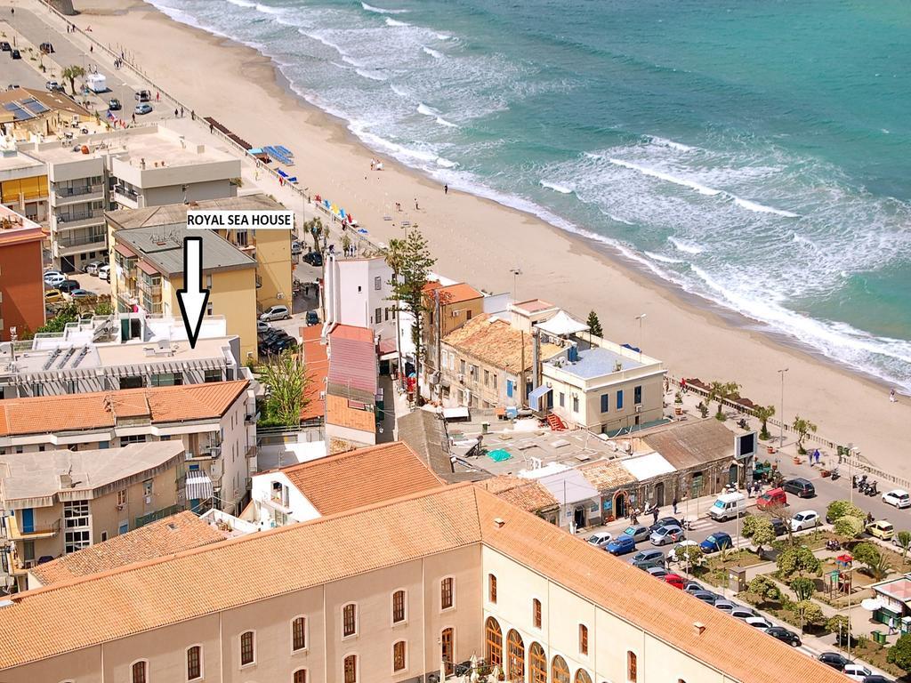 Royal Sea House Apartment Cefalu Ngoại thất bức ảnh